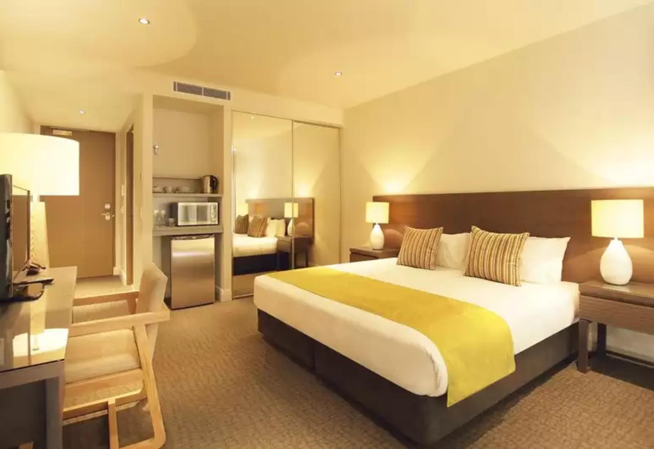 Oaks Redcliffe Mon Komo Suites Экстерьер фото