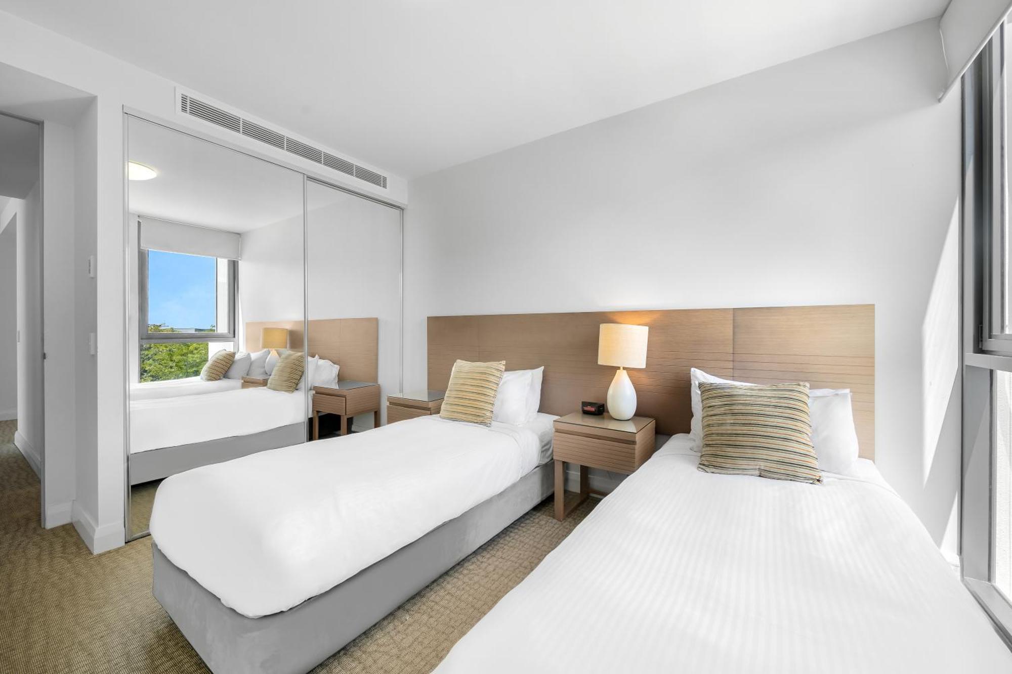 Oaks Redcliffe Mon Komo Suites Экстерьер фото