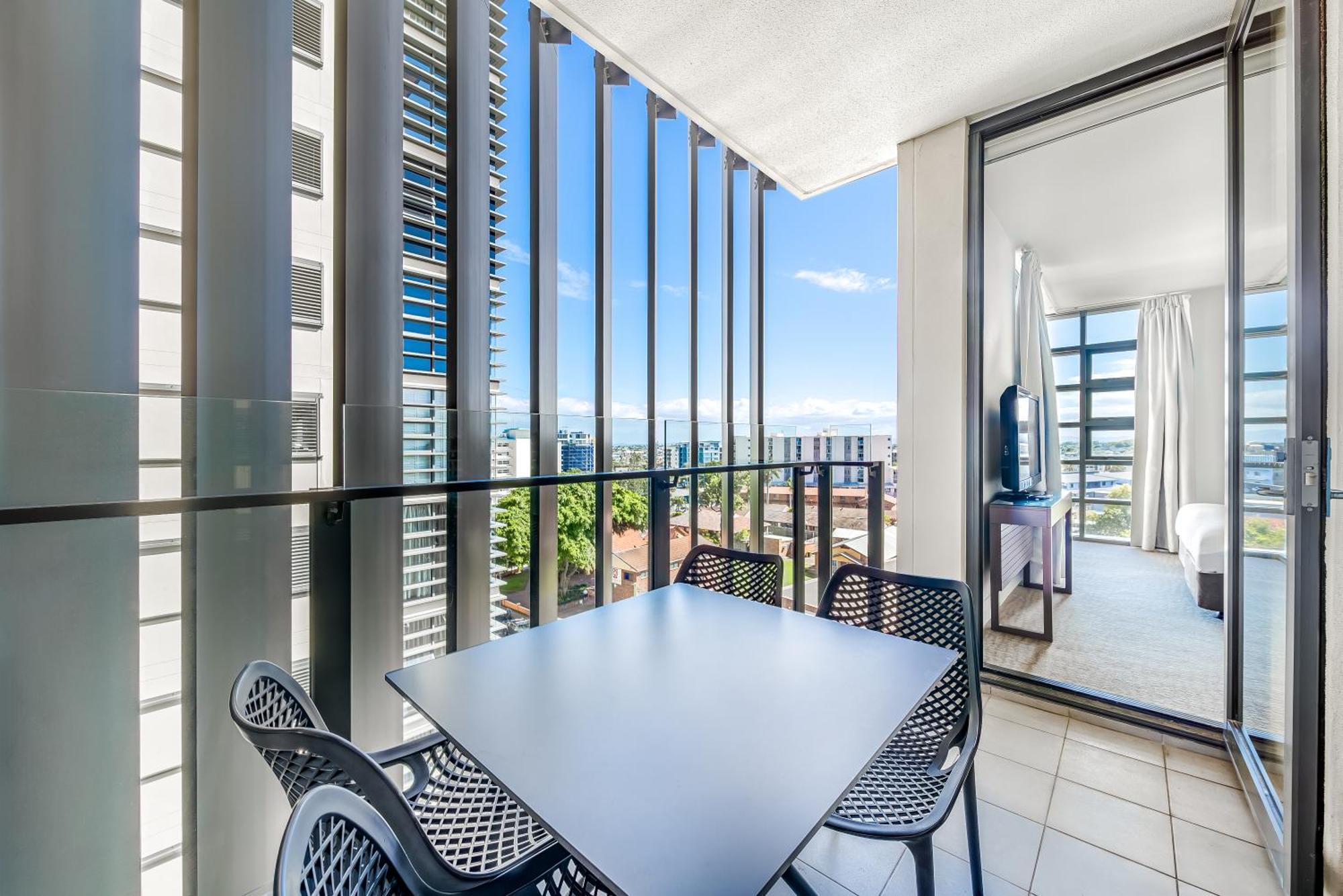 Oaks Redcliffe Mon Komo Suites Экстерьер фото